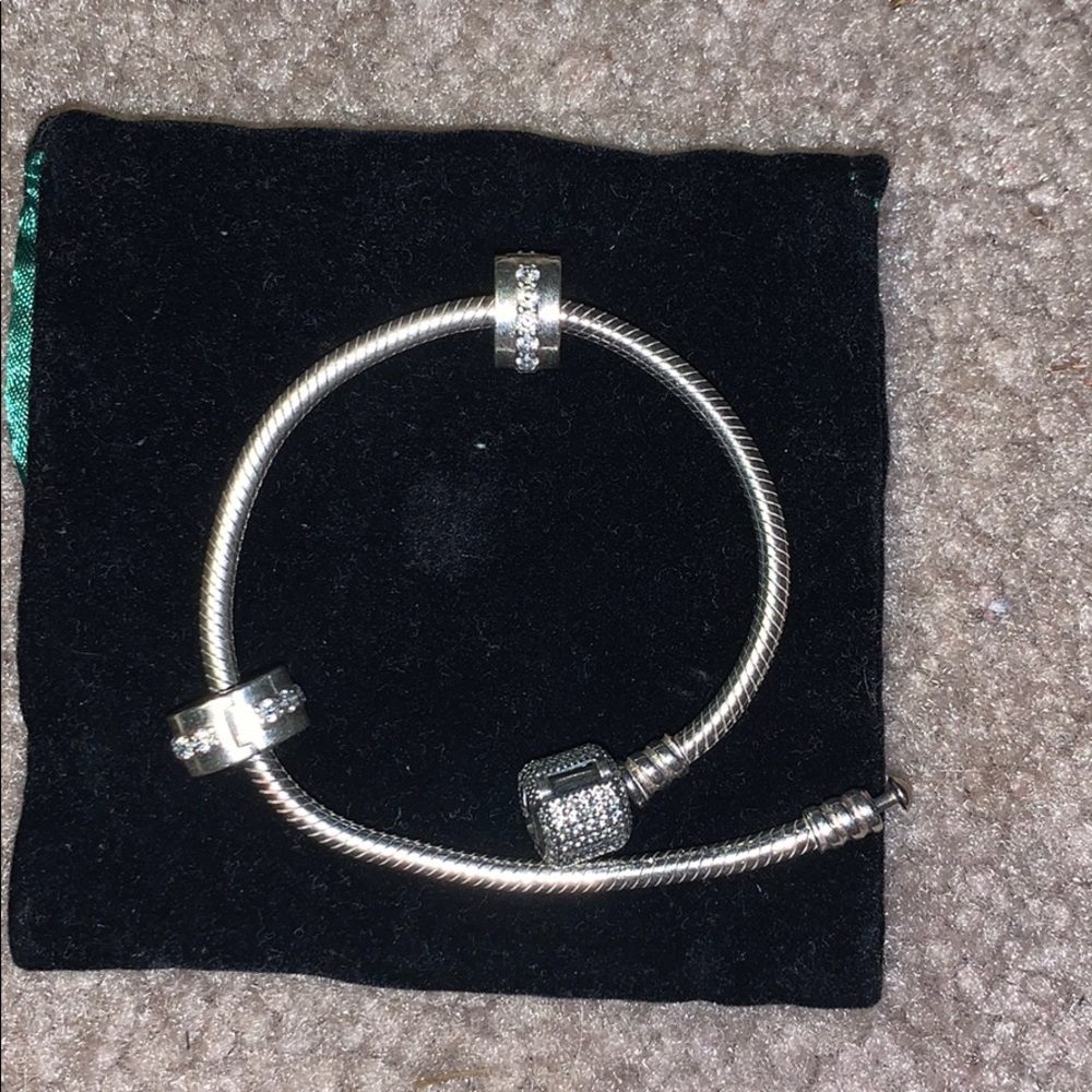 Pandora Moments Sparkling Pavé Clasp Snake Chain